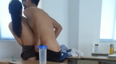 日本猛少妇色xxxxx中出-自制免费正片国语